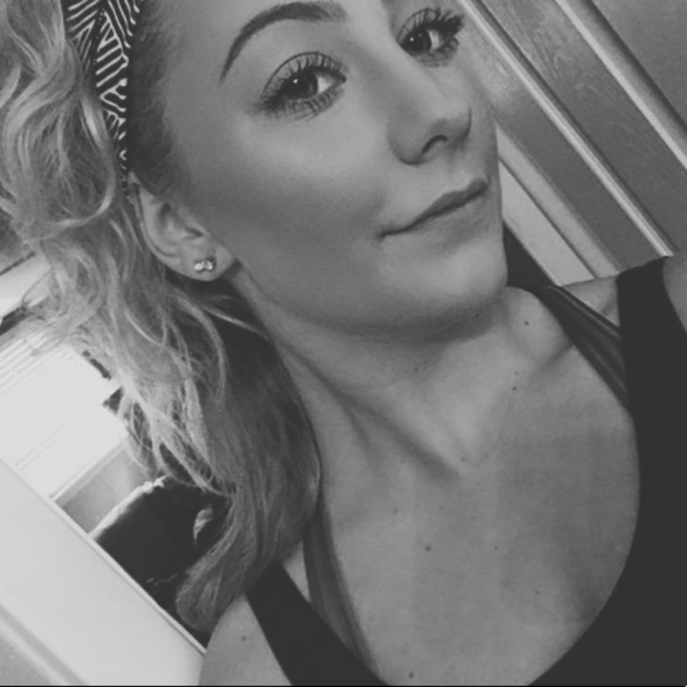 Meet your Posher, Leah